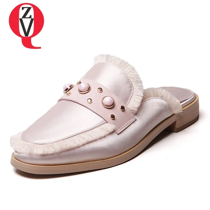 ZVQ women shoes summer hot sale new round toe silk women slippers outdoor rivet low square heel three colors plus size shoes
ZVQ women shoes summer hot sale new round toe silk women slippers outdoor rivet low square heel three colors plus size shoes