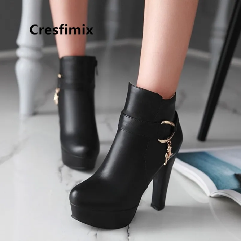 Cresfimix bottes femmes women cute sweet black pu leather high heel ankle boots teenager casual winter boots white boots a6048
Cresfimix bottes femmes women cute sweet black pu leather high heel ankle boots teenager casual winter boots white boots a6048