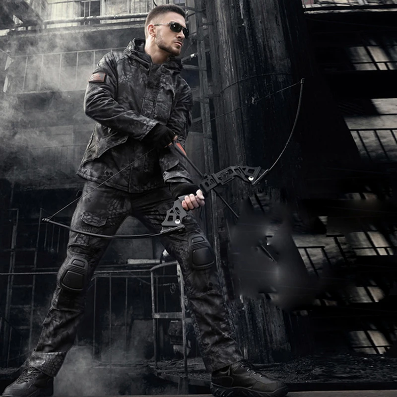 8230342870_848872782