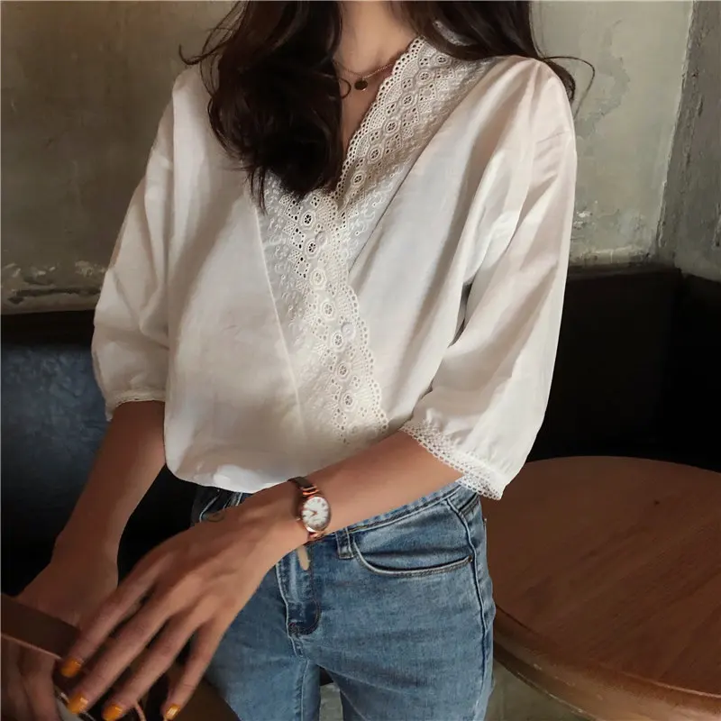 Alien Kitty Fashion White Embroidery Floral Casual Summer Sweet Half-Sleeved V-Neck High Street Brief Chic Loose Female Shirt
Alien Kitty Fashion White Embroidery Floral Casual Summer Sweet Half-Sleeved V-Neck High Street Brief Chic Loose Female Shirt