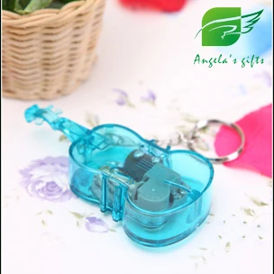 Plastic Violin shape keyrings music box standard 18 Notes wind up music box with mini movement DIY-free shipping Angela's gifts
Plastic Violin shape keyrings music box standard 18 Notes wind up music box with mini movement DIY-free shipping Angela's gifts