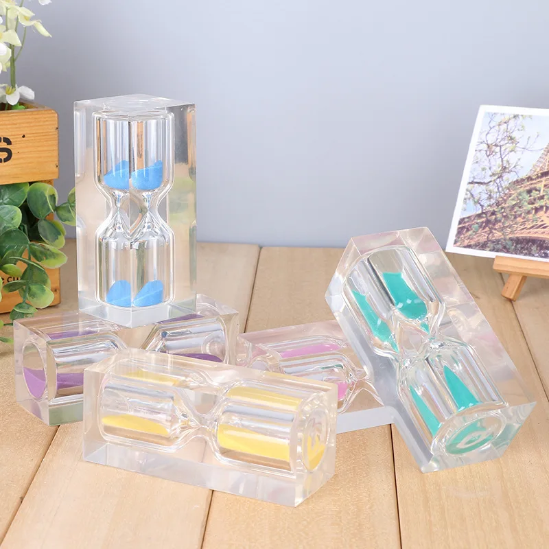 Large Alec 10/15 minute crystal hourglass, resin craft decoration creative student small gift
Large Alec 10/15 minute crystal hourglass, resin craft decoration creative student small gift