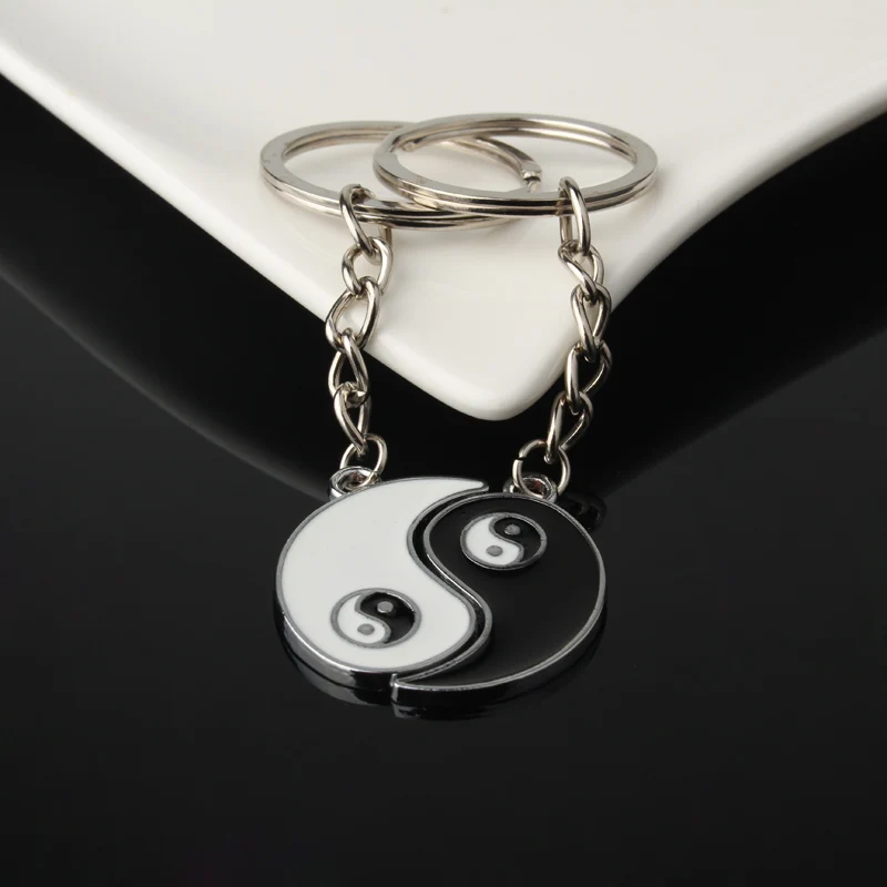 1Set Chineae Style Yin Yang Keychain Keyring For Lover's Men Women Jewelry Silver Plated Enamel Key Holder Keyring Best Friend
1Set Chineae Style Yin Yang Keychain Keyring For Lover's Men Women Jewelry Silver Plated Enamel Key Holder Keyring Best Friend