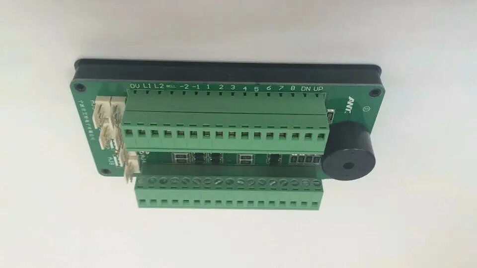 elevator GLC Controller/dumbwaiter GLC300/400 Cabinet Controller outboard display
elevator GLC Controller/dumbwaiter GLC300/400 Cabinet Controller outboard display