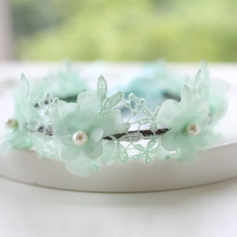 Korea Lace Flower Crown Head Band Hair Accessories lovely embroidery Headband for Grils Hair Band Hair Bow Princess 4
Korea Lace Flower Crown Head Band Hair Accessories lovely embroidery Headband for Grils Hair Band Hair Bow Princess 4