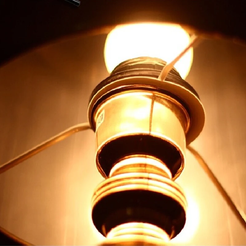 floor lamp 10