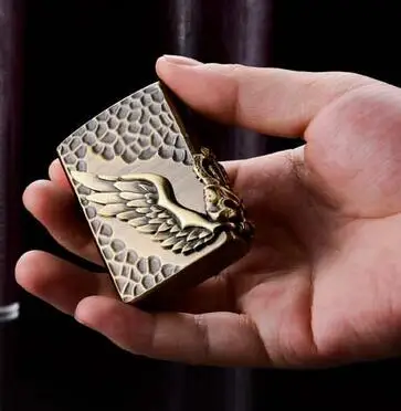 Zorro pure copper kerosene lighter licensed three crown ultra-thin wind creative personality lighters carve
Zorro pure copper kerosene lighter licensed three crown ultra-thin wind creative personality lighters carve