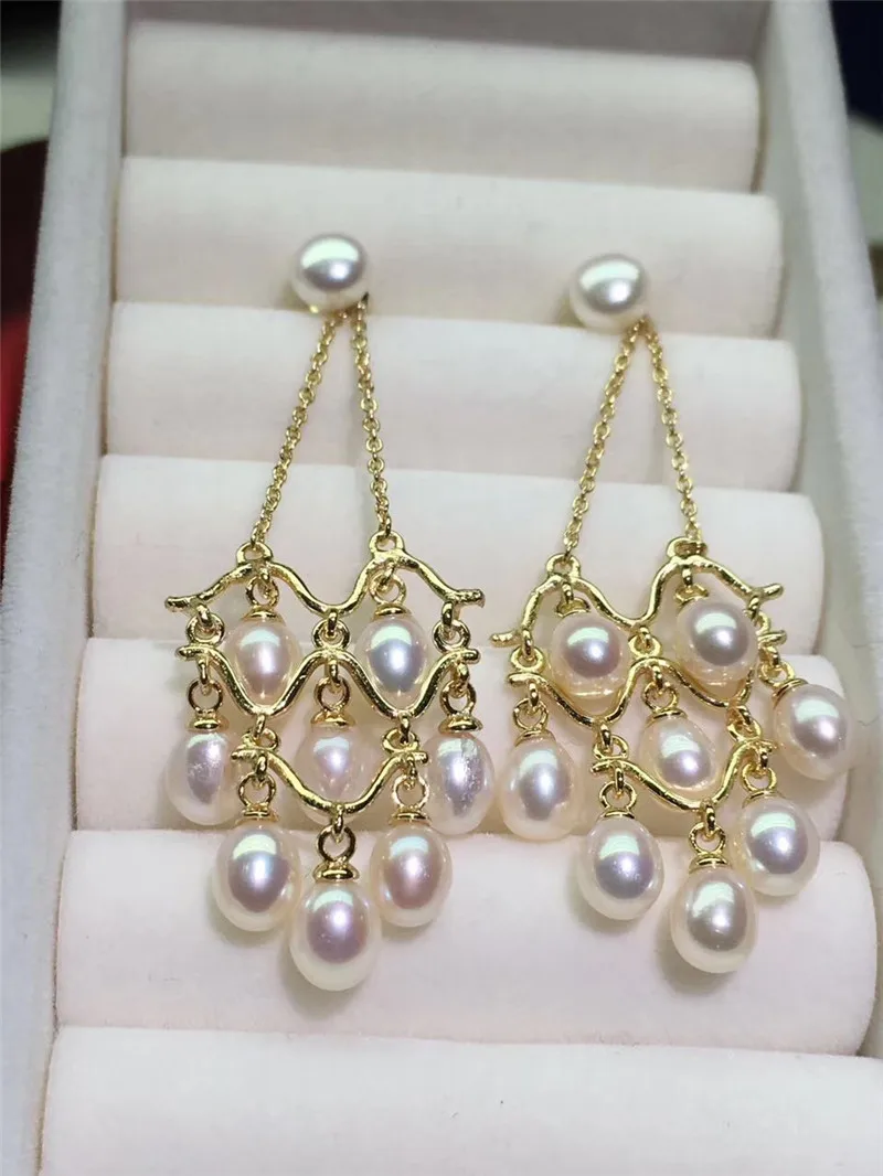Top quality new natural 5-6MM freshwater cultured pearls 925 sterling silver pearl earrings
Top quality new natural 5-6MM freshwater cultured pearls 925 sterling silver pearl earrings