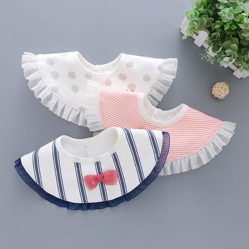 Infant baby bib 360 degree round toddler bib Princess lace side decoration Baby saliva towel burp cloth
Infant baby bib 360 degree round toddler bib Princess lace side decoration Baby saliva towel burp cloth
