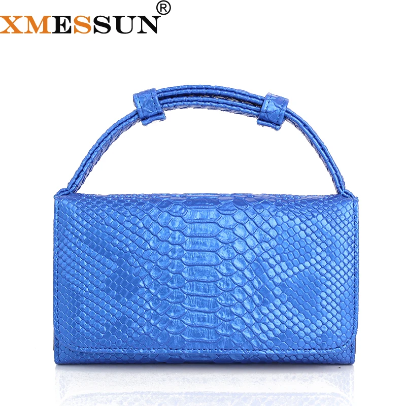 Luxury Handmade Genuine Python Leather Clutch for Women Custom Ladies Clutch Bag with Long Chain strap Cross-body Bag
Luxury Handmade Genuine Python Leather Clutch for Women Custom Ladies Clutch Bag with Long Chain strap Cross-body Bag