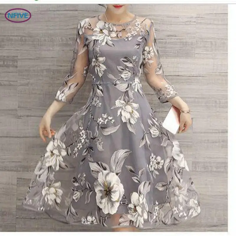 NFIVE Brand 2017 New Explosion Europe Sleeve Round Collar Women's Summer Dress Adicolo Fashion Flower Printing Women Dresses
NFIVE Brand 2017 New Explosion Europe Sleeve Round Collar Women's Summer Dress Adicolo Fashion Flower Printing Women Dresses