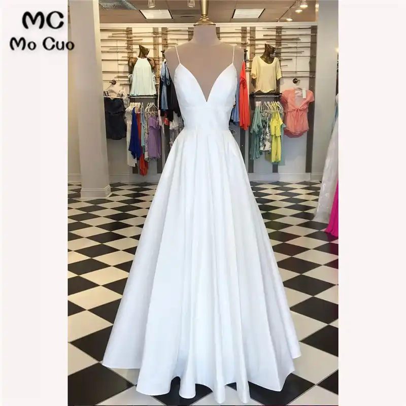 2018 Simple Wedding Dresses Spaghetti Strap Double V Neck Robe De