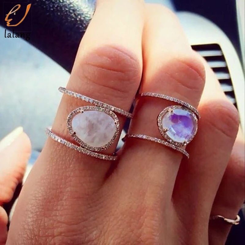 Fashion Exquisite crystal Moonstone Rings For Women Simple Jewelry Promise Date Gift Engagement Wedding Rings
Fashion Exquisite crystal Moonstone Rings For Women Simple Jewelry Promise Date Gift Engagement Wedding Rings