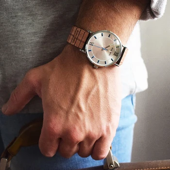 BOBO BIRD Brand New Design Luxury Wood Watch Men Women Sport Quartz Timepiece with Handicraft Band Relogio Masculino J-Q08
BOBO BIRD Brand New Design Luxury Wood Watch Men Women Sport Quartz Timepiece with Handicraft Band Relogio Masculino J-Q08