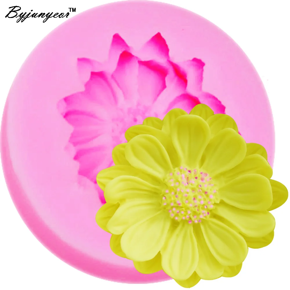 2015 NWE flowers Chrysanthemum chocolate silicone mold,Fondant Cake Decorating Tools,Silicone Soap Mold,Silicone Cake Mold M096
2015 NWE flowers Chrysanthemum chocolate silicone mold,Fondant Cake Decorating Tools,Silicone Soap Mold,Silicone Cake Mold M096