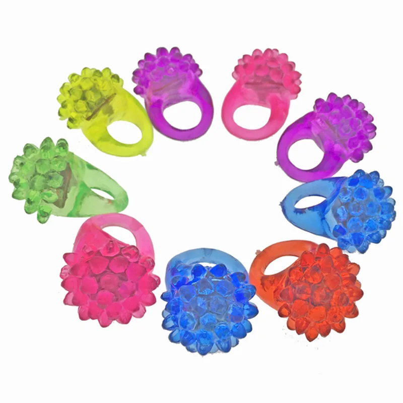 Factory direct sale 100pcs LED Strawberry Finger Ring Dazzle Flashing Glowing Ring Soft Silicone Environmental Protection Toy
Factory direct sale 100pcs LED Strawberry Finger Ring Dazzle Flashing Glowing Ring Soft Silicone Environmental Protection Toy