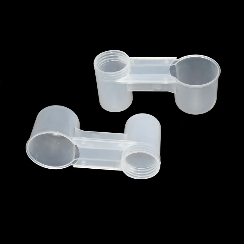 2pcs Bird Feeder Farming Equipment Parrot Bird Drinker Practical Plastic Water Drinker Cup Bowl for Pigeons Feeder Waterer
2pcs Bird Feeder Farming Equipment Parrot Bird Drinker Practical Plastic Water Drinker Cup Bowl for Pigeons Feeder Waterer