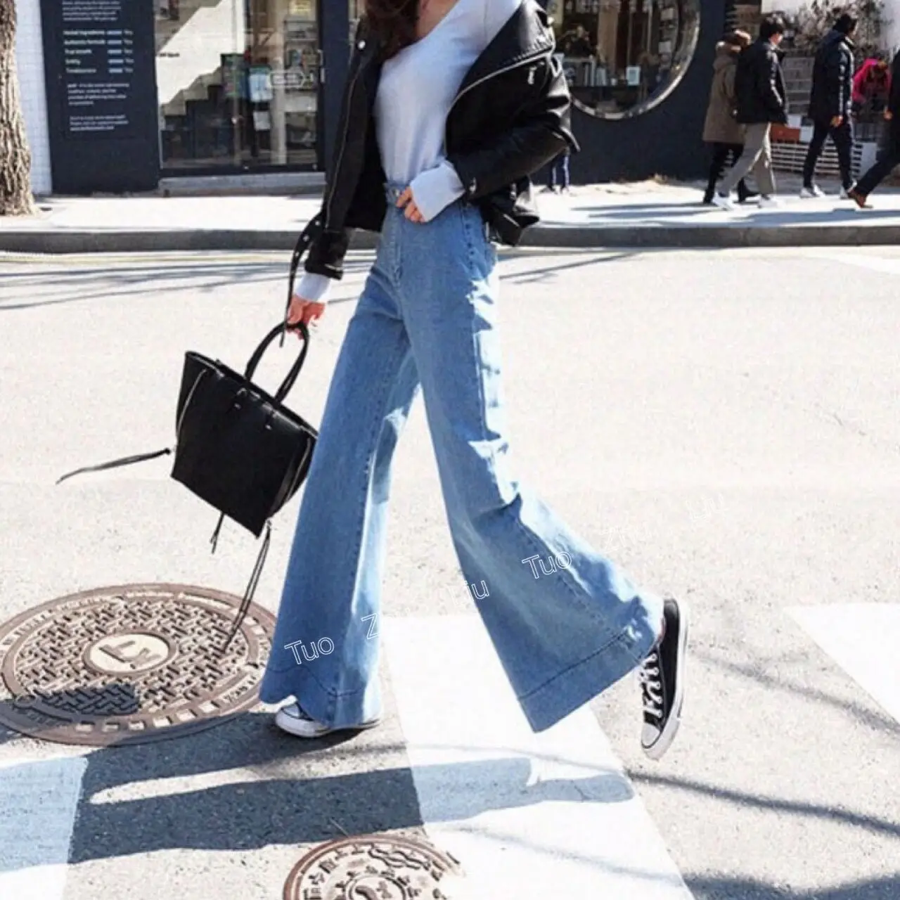 Bleached Vintage Flare Jeans for Women Butt Lift Korean High Waisted Wide Leg Jeans Office Lady Denim Pants Plus Size
Bleached Vintage Flare Jeans for Women Butt Lift Korean High Waisted Wide Leg Jeans Office Lady Denim Pants Plus Size