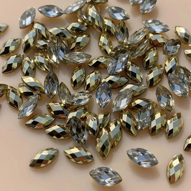 200pcs 3*6mm Sewing Gold Horse Eye Rhinestones Golden Acrylic Gems Flat Back Crystal Stones Stick On Strass Beads for Clothes
200pcs 3*6mm Sewing Gold Horse Eye Rhinestones Golden Acrylic Gems Flat Back Crystal Stones Stick On Strass Beads for Clothes