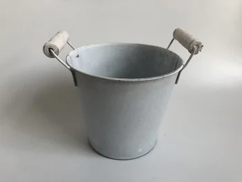 10Pcs/Lot D14xH12CM Metal Flower Buckets Flower Tub Iron Planter Vantage Antique flower pots planters SF-033-7
10Pcs/Lot D14xH12CM Metal Flower Buckets Flower Tub Iron Planter Vantage Antique flower pots planters SF-033-7