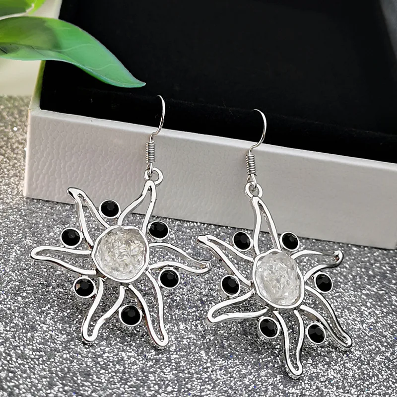 Tisonliz Creative Star Black Crystal Drop Earrings for Women Female Hanging Antique Silver Dangle Earrings Fashion Jewelry Gifts
Tisonliz Creative Star Black Crystal Drop Earrings for Women Female Hanging Antique Silver Dangle Earrings Fashion Jewelry Gifts