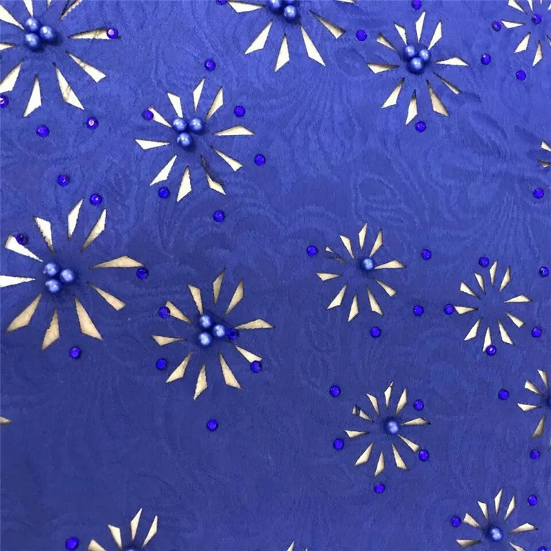 Burned Hollowed flowers pattern with stones and beads French Tulle Lace JC5,Great quality And Free Shipping Organza Lace Fabric
Burned Hollowed flowers pattern with stones and beads French Tulle Lace JC5,Great quality And Free Shipping Organza Lace Fabric