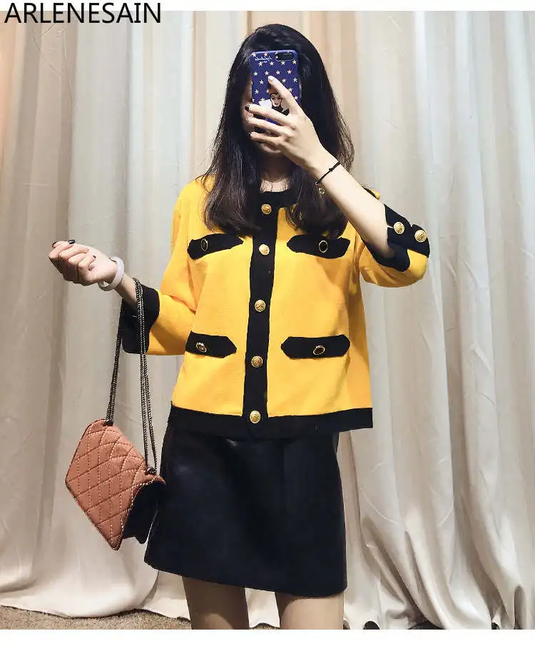 Arlenesain custom 2019 new fashion yellow bright pearl splendid cotton women jacket
Arlenesain custom 2019 new fashion yellow bright pearl splendid cotton women jacket