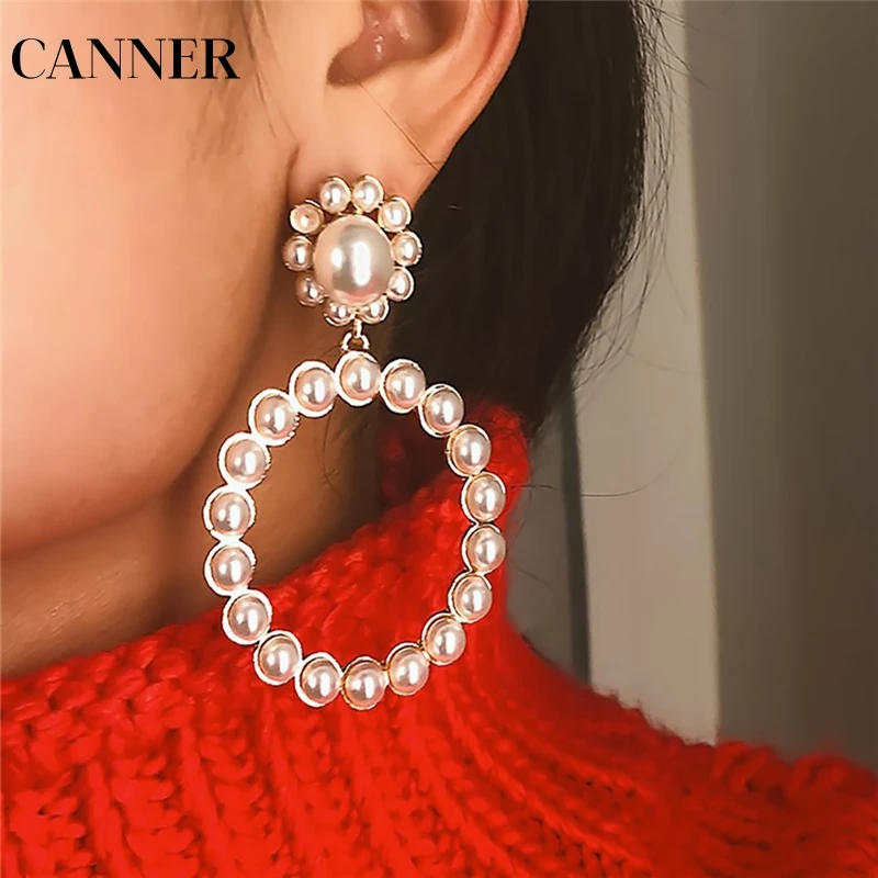 CANNER Trendy Crystal Round Pendant Drop Earrings For Women Fashion Pearl Charm Statement Jewelry Wedding Earrings Female R4
CANNER Trendy Crystal Round Pendant Drop Earrings For Women Fashion Pearl Charm Statement Jewelry Wedding Earrings Female R4
