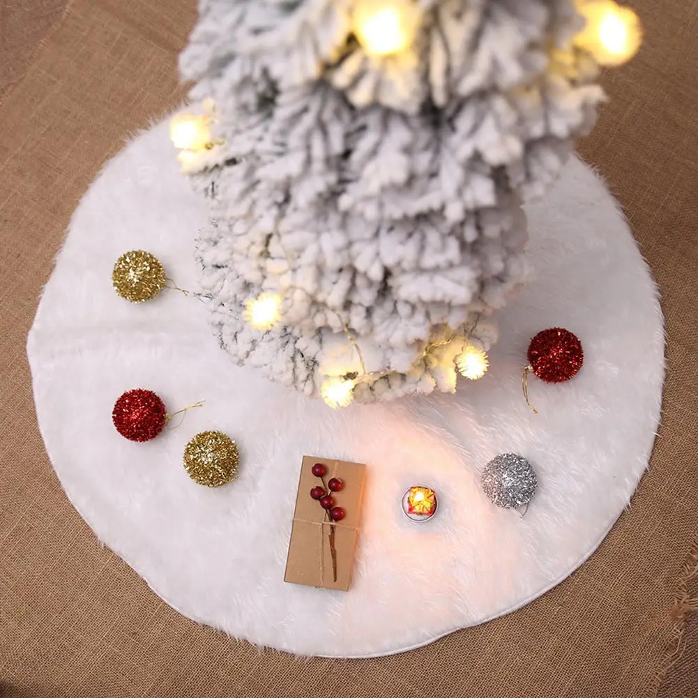Christmas Decorations Pure White Long Hair Tree Plush Skirt Holiday Tree Ornaments
Christmas Decorations Pure White Long Hair Tree Plush Skirt Holiday Tree Ornaments