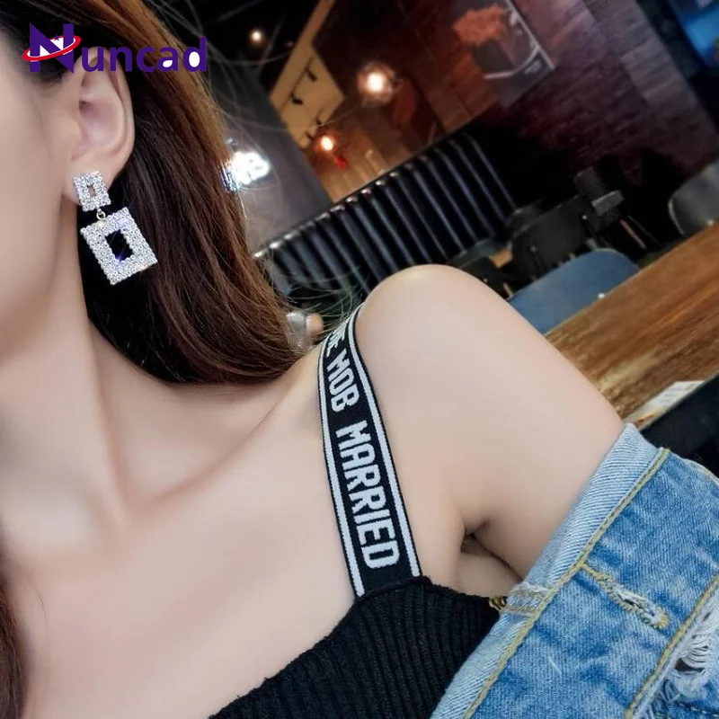 Exaggerated Earrings with Matching Accessories Fashion Earrings for Women's Best Gift Party Dating Dinner
Exaggerated Earrings with Matching Accessories Fashion Earrings for Women's Best Gift Party Dating Dinner