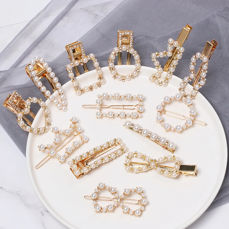 JUJIA 2019 New Simulated Pearls Hair Clips Hair Jewelry for Women Shiny Boho Cute Girls Gift Hair Hoops Hair Pins Wholesale
JUJIA 2019 New Simulated Pearls Hair Clips Hair Jewelry for Women Shiny Boho Cute Girls Gift Hair Hoops Hair Pins Wholesale