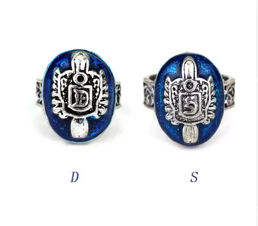 Movie Vampire Diaries Damon/Stefan Salvatore Sun Family Crest Rings Vintage vampire diaries jewelry Size 6-11
Movie Vampire Diaries Damon/Stefan Salvatore Sun Family Crest Rings Vintage vampire diaries jewelry Size 6-11