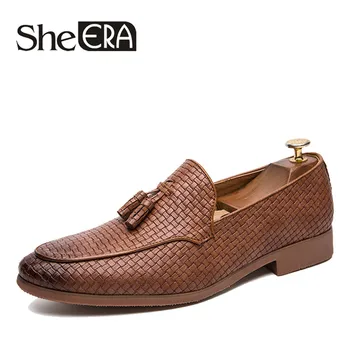 2019 Newest Formal Men Shoes Pointed Toe Dress Tessel Men Loafers Leather Oxford Casual Shoes for Men Mariage Wedding Shoes
2019 Newest Formal Men Shoes Pointed Toe Dress Tessel Men Loafers Leather Oxford Casual Shoes for Men Mariage Wedding Shoes