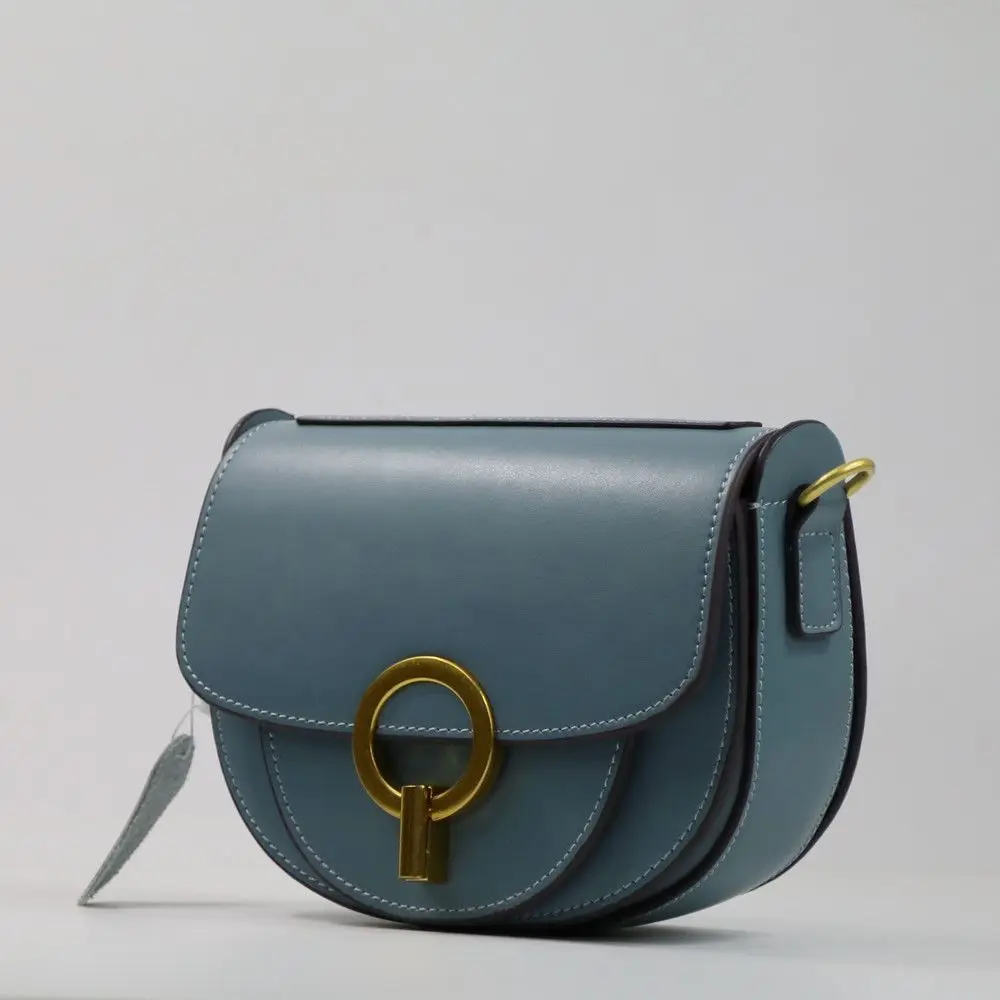 Saddle bag Luxury Women Bag Genuine Leather Lock Female Half Moon Handbags Fashion Retro Designer Ladies Shoulder Crossbody Bags
Saddle bag Luxury Women Bag Genuine Leather Lock Female Half Moon Handbags Fashion Retro Designer Ladies Shoulder Crossbody Bags