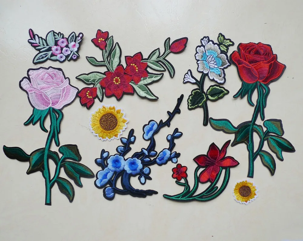 1 Pcs Rose Flowers Embroidered Iron on Patches for Clothing DIY Stripes Garment Patchwork Sticker Custom Applique DIY Badges
1 Pcs Rose Flowers Embroidered Iron on Patches for Clothing DIY Stripes Garment Patchwork Sticker Custom Applique DIY Badges