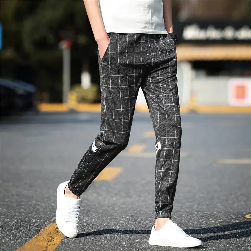 Fashion Men's Cool Pants Loose Pants Plaid Cool HipHop Joggers Pants Trousers Men Streetwear
Fashion Men's Cool Pants Loose Pants Plaid Cool HipHop Joggers Pants Trousers Men Streetwear