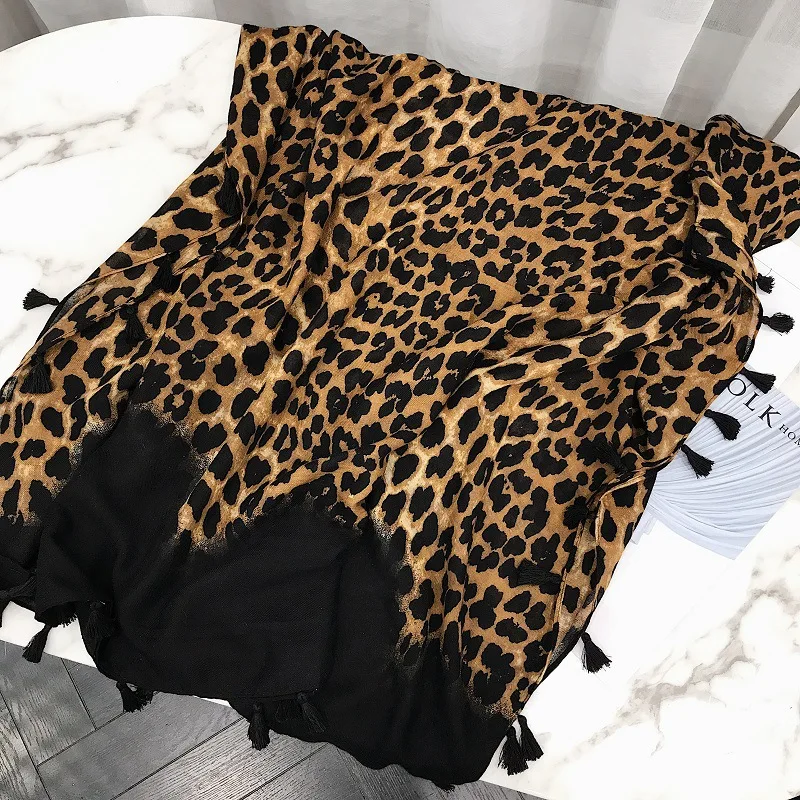 Women Fashion Ombre Leopard Dot Tassel Viscose Shawl Scarf Winter Print Soft Wrap Pashminas Sjaal Foulards Muslim Hijab Snood
Women Fashion Ombre Leopard Dot Tassel Viscose Shawl Scarf Winter Print Soft Wrap Pashminas Sjaal Foulards Muslim Hijab Snood