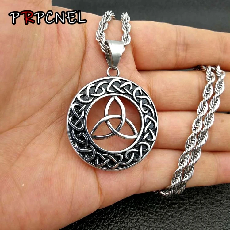 Silver Vikings Irish Jewelry Triangle Knot Pendant Necklace Geometric Nordic Triquetra Amulet Necklaces For Women
Silver Vikings Irish Jewelry Triangle Knot Pendant Necklace Geometric Nordic Triquetra Amulet Necklaces For Women