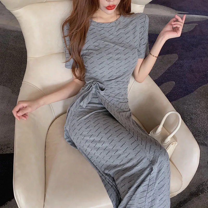Women Sexy 2 Two Piece Skirt Set Matching Sets Club Outfits Striped Printed T-shirt + Lace-up Pencil Skirt Set Clothes 2019
Women Sexy 2 Two Piece Skirt Set Matching Sets Club Outfits Striped Printed T-shirt + Lace-up Pencil Skirt Set Clothes 2019