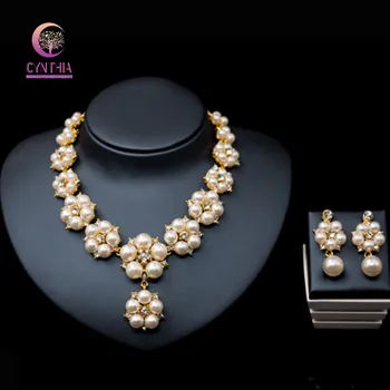 Trendy Indian Jewellery Wedding Party Accessories Gold Color Bridal Necklace Earrings Pearl Jewelry Set For Brides Decoration
Trendy Indian Jewellery Wedding Party Accessories Gold Color Bridal Necklace Earrings Pearl Jewelry Set For Brides Decoration