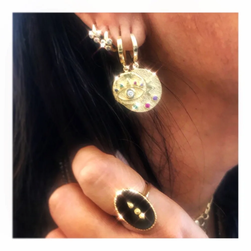Round coin gold earring for women rainbow cz colors engraved lucky eye Bohemia fashion jewelry
Round coin gold earring for women rainbow cz colors engraved lucky eye Bohemia fashion jewelry