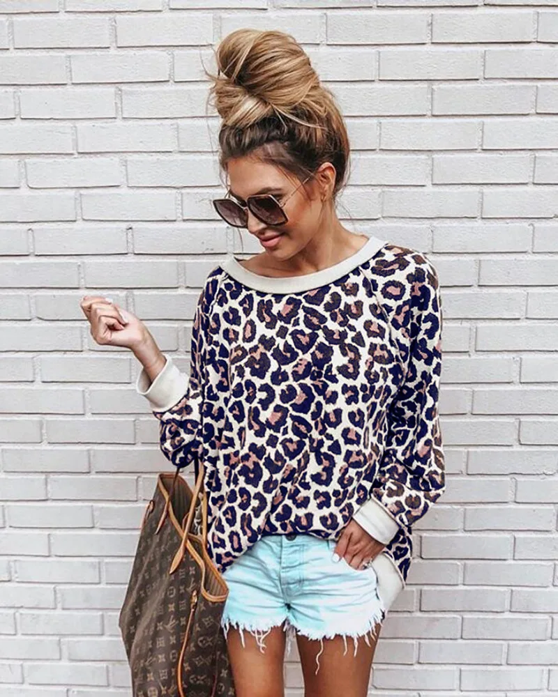 2019 Fashion Spring Autumn Women Blouse Sexy Leopard Print O-neck Blouse Tops Long Sleeve Casual Loose Shirt
2019 Fashion Spring Autumn Women Blouse Sexy Leopard Print O-neck Blouse Tops Long Sleeve Casual Loose Shirt