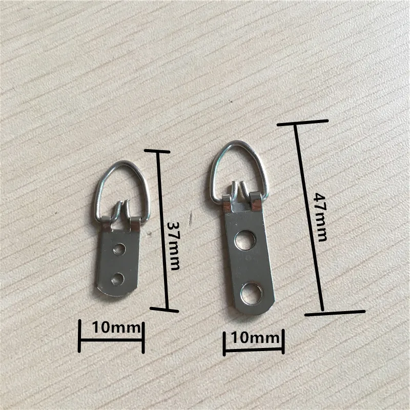 Mini Hook,Hanging Picture Oil Painting Mirror Frame 2 Holes Hooks Hangers With Screws,White Color,100Pcs
Mini Hook,Hanging Picture Oil Painting Mirror Frame 2 Holes Hooks Hangers With Screws,White Color,100Pcs