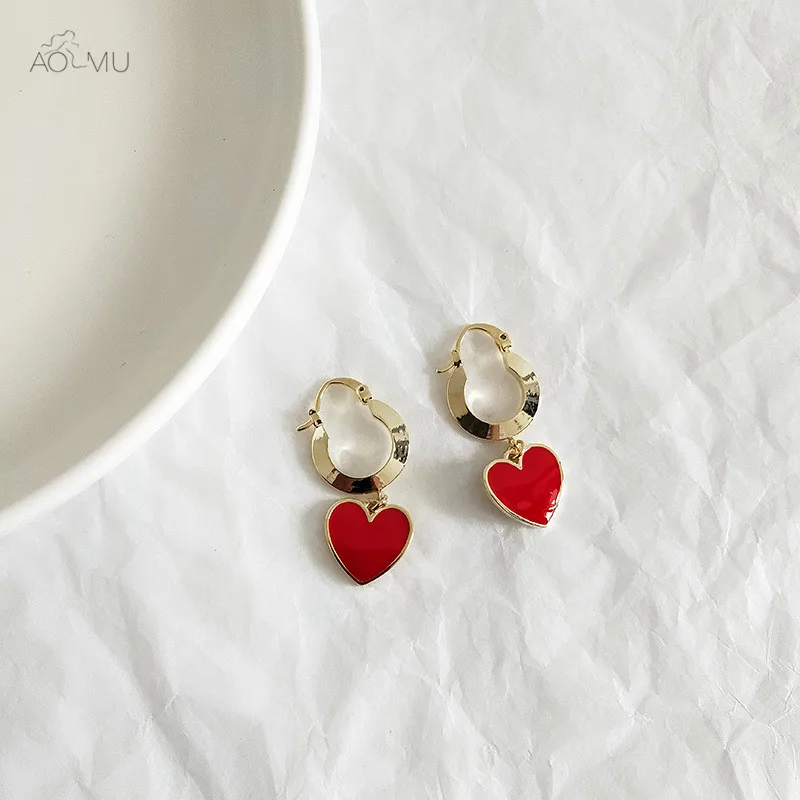 AOMU Personality Smooth Metal Gold Red Enamel Love Loop Hoop Earrings for Women Gifts Party Wedding Jewelry Boucle D'oreille
AOMU Personality Smooth Metal Gold Red Enamel Love Loop Hoop Earrings for Women Gifts Party Wedding Jewelry Boucle D'oreille