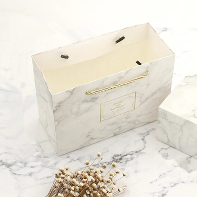 Marble Color Vintage Wedding Dragees Candy Box Gift Bag Kraft Paper Gift Box Chocolate Boxes Cookies Bag Women's Bag Gift Bags
Marble Color Vintage Wedding Dragees Candy Box Gift Bag Kraft Paper Gift Box Chocolate Boxes Cookies Bag Women's Bag Gift Bags