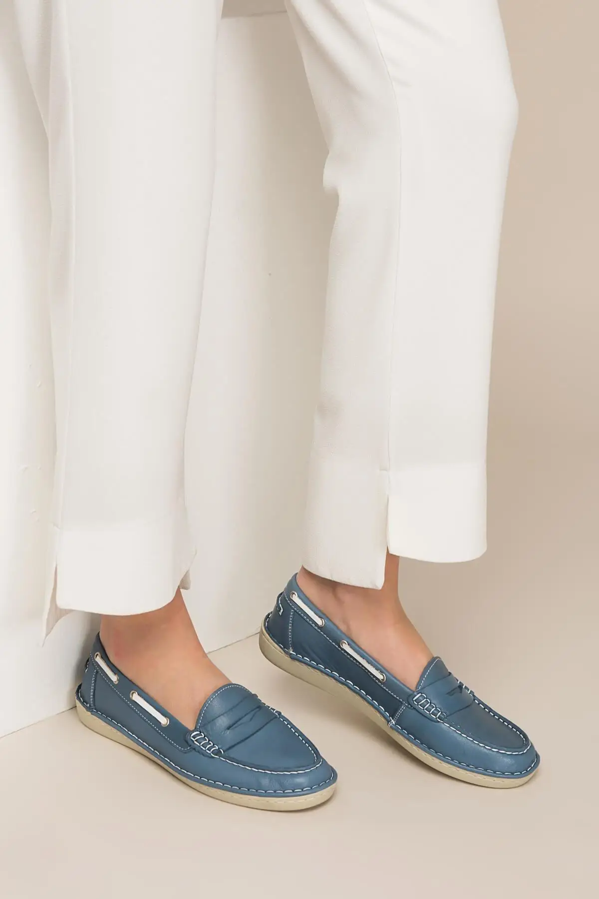 Женская обувь синего цвета из натуральной кожи с жемчугом 120130002072 | Обувь