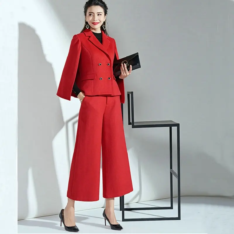 Winter Red Cape Wool Suit Women New Ladys Autumn Nine Wide Leg Pants Red Fashion Temperament Two-piece Set
Winter Red Cape Wool Suit Women New Ladys Autumn Nine Wide Leg Pants Red Fashion Temperament Two-piece Set