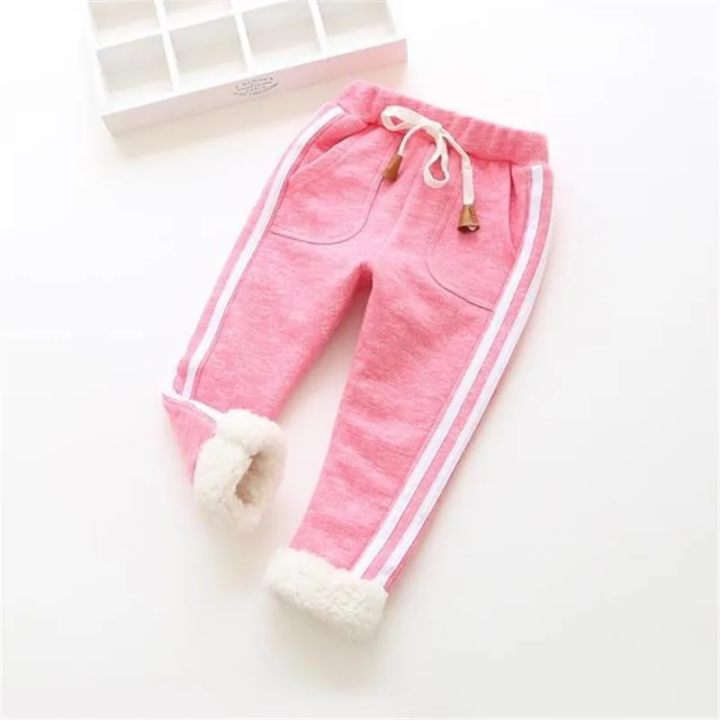 3551998683_403671774