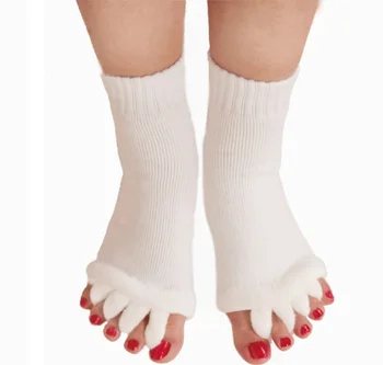 Five Toe Sock Orthotics Separators For Toes Relieve Bunion Breathable Skin-friendly Hallux Valgus Posture Correction / 200pair
Five Toe Sock Orthotics Separators For Toes Relieve Bunion Breathable Skin-friendly Hallux Valgus Posture Correction / 200pair
