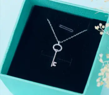 100% Real. 925 Sterling Silver Jewelry Love Key Pendant Necklace with White crystals CZ rolo chain 18inch women's gift GTLX1011
100% Real. 925 Sterling Silver Jewelry Love Key Pendant Necklace with White crystals CZ rolo chain 18inch women's gift GTLX1011
